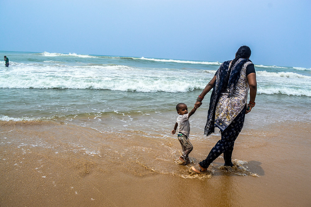 Beach Or Life: Photo Series By Indian Photographer Soumyabrata Roy